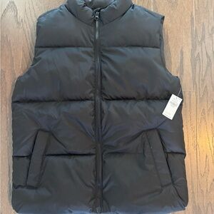 Old Navy Black Puffer Vest - Boys Large